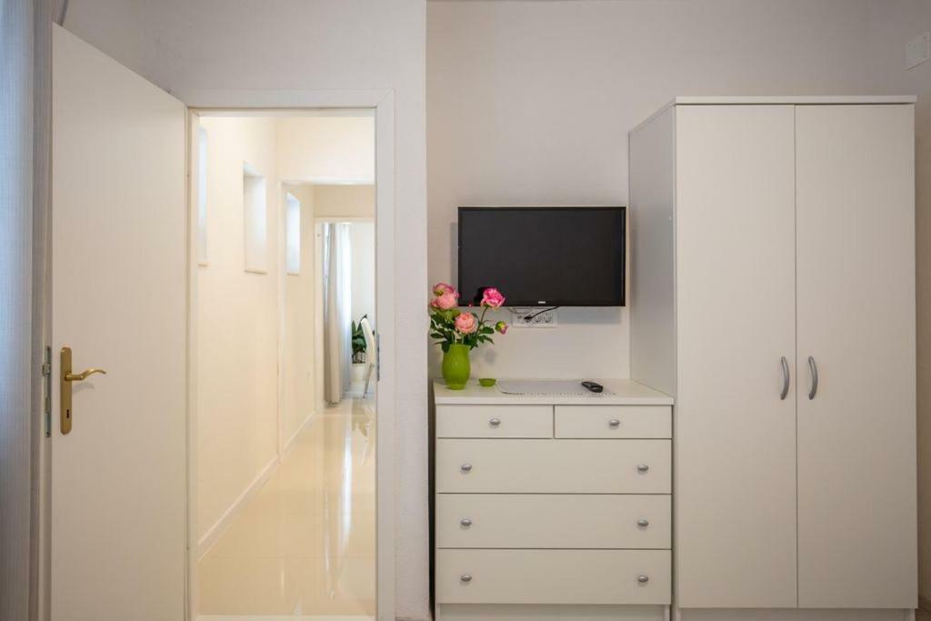 Tatijana Holiday Apartments Макарска Екстериор снимка